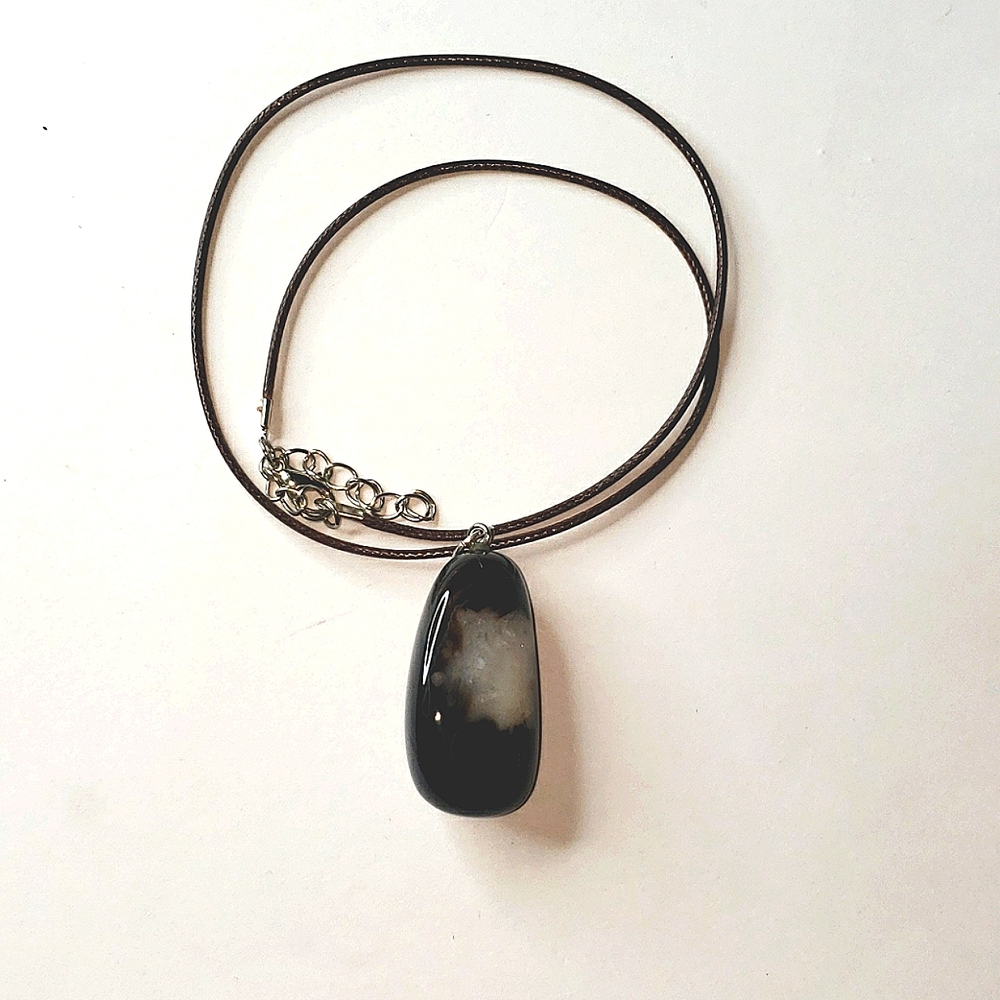 *Quality Botswana Agate cord necklace